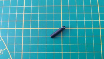 Pièce 19D du fascicule n°19 numéro 19 pièce détachée Renault R8 Gordini 1/8 1/8ème Eaglemoss collect