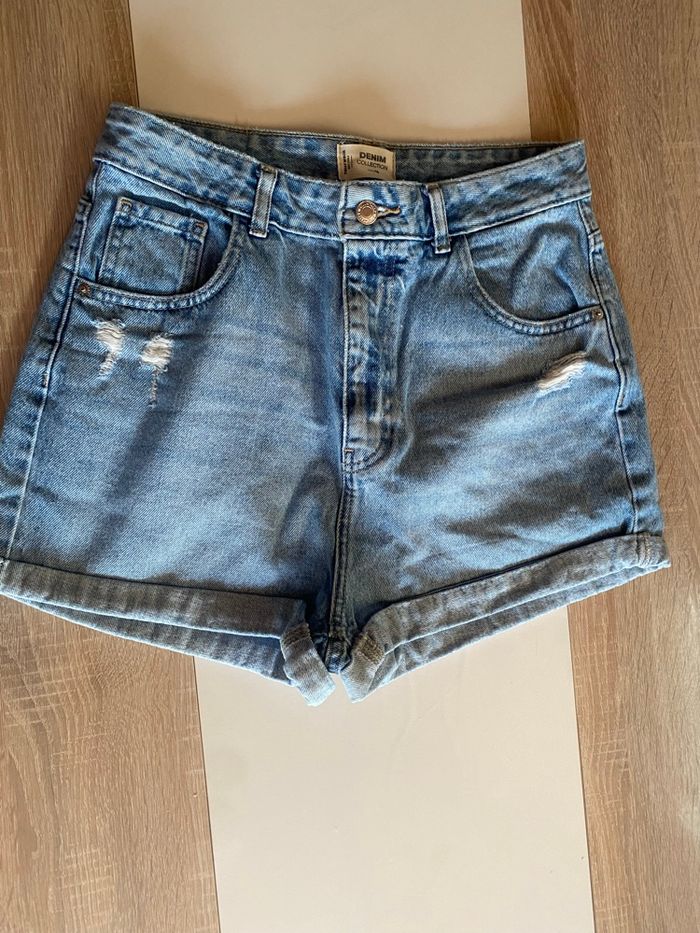 Short jeans