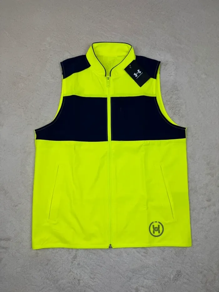 Veste De Running Under Armour Sans Manches Noir et Jaune Fluo Coupe Ajusté Neuve Taille M