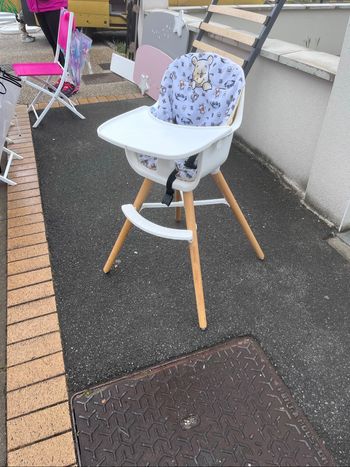 Chaise haute évolutive