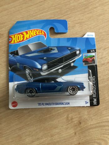 Miniature hot wheels Plymouth Barracuda
