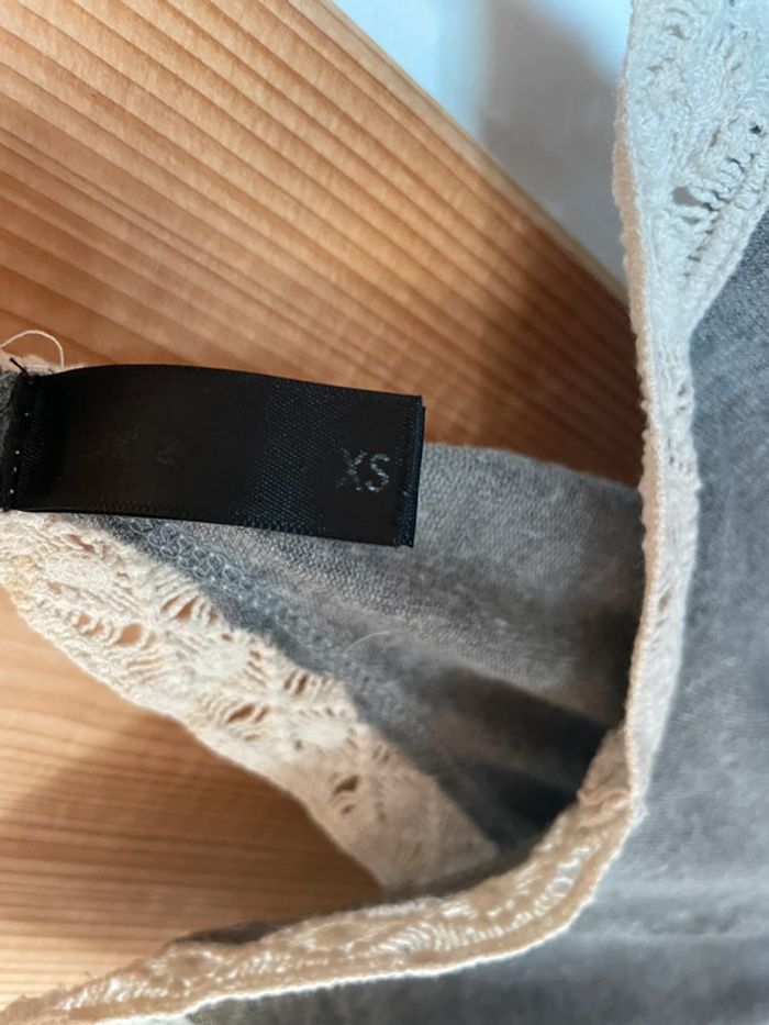 Top gris - photo numéro 3