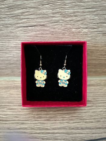 Boucles d’oreilles Hello Kitty
