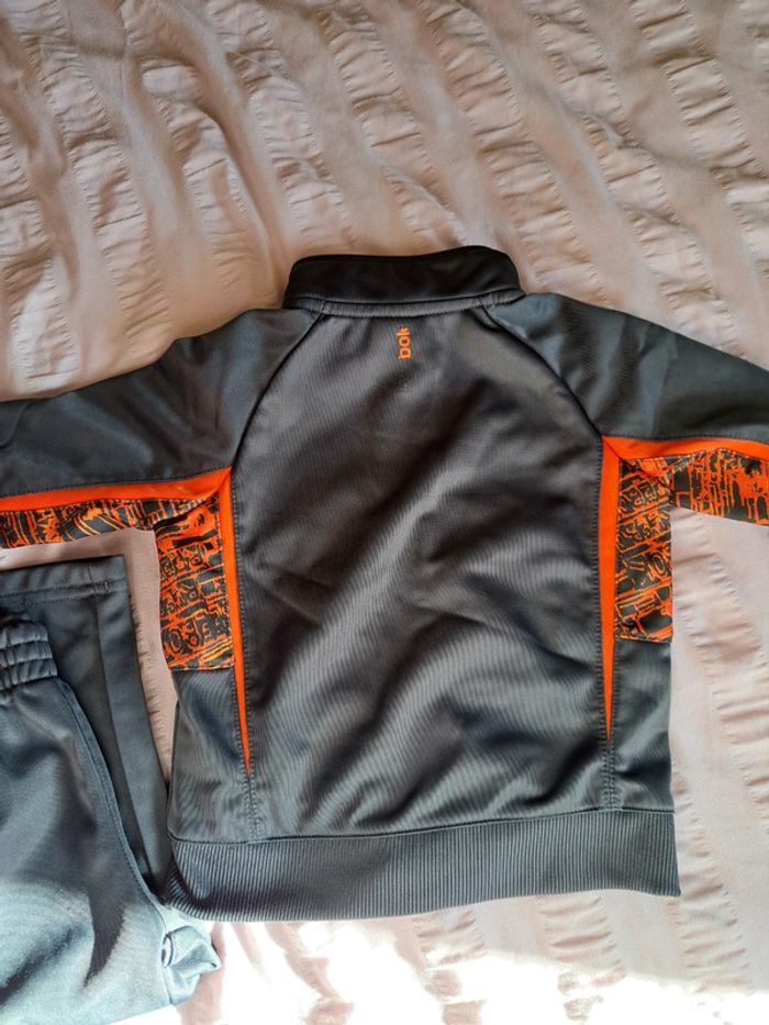 Ensemble jogging veste reebok - photo numéro 3