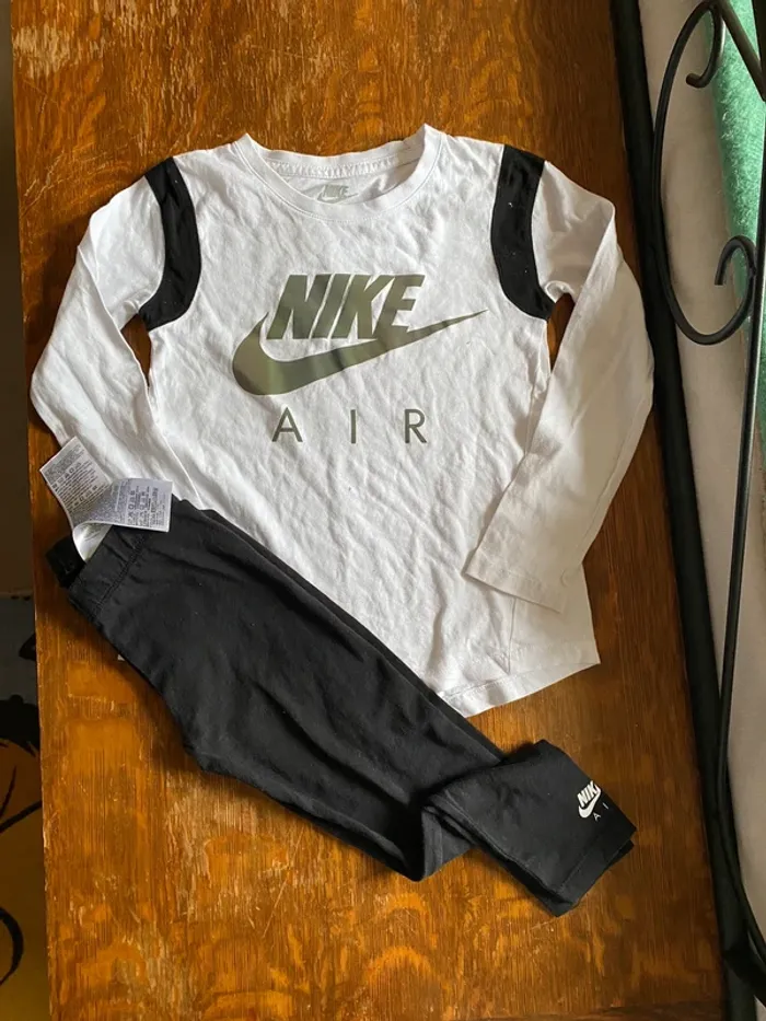 Ensemble Nike Authentique
