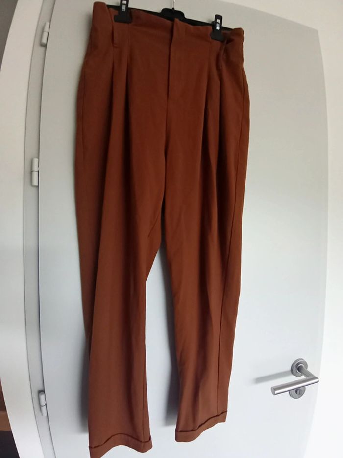 Pantalon Bershka taille haute 38