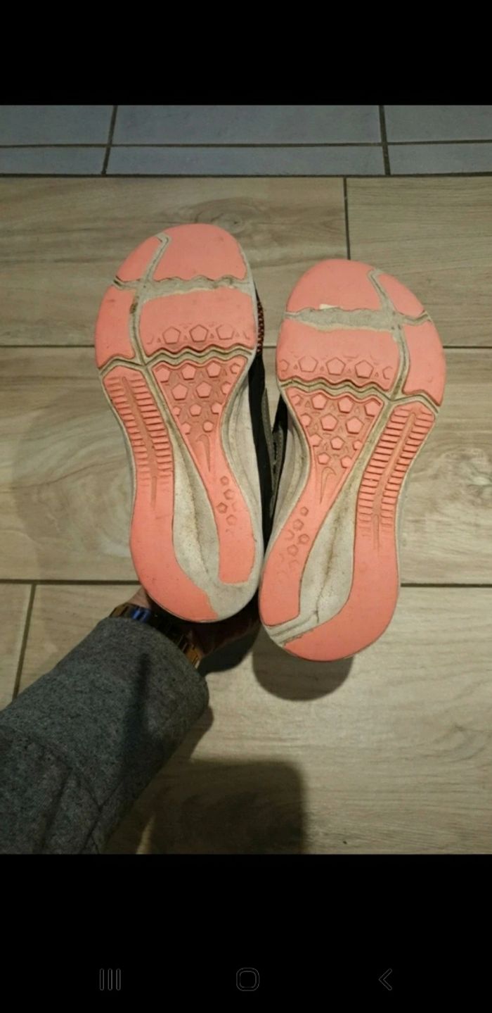 Baskets scratchs fille nike 32 - photo numéro 5