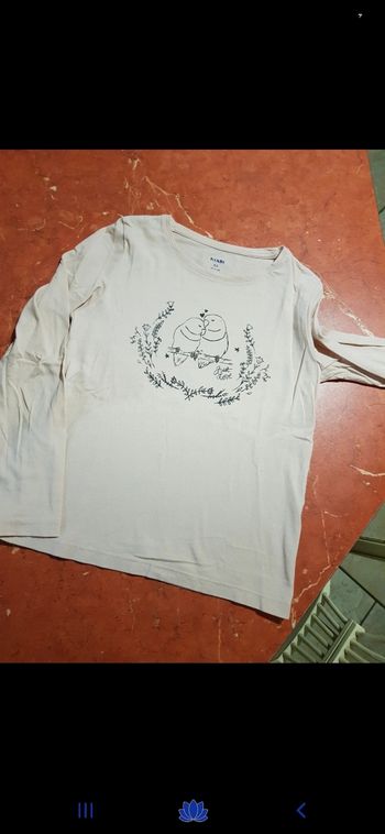 T.shirt fille taille 8 ans