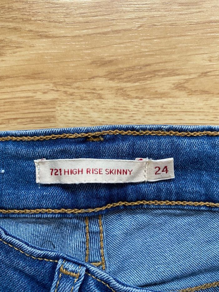 Magnifique Jean Levi’s bleu skinny 721 High rise skinny  taille 24 - photo numéro 6