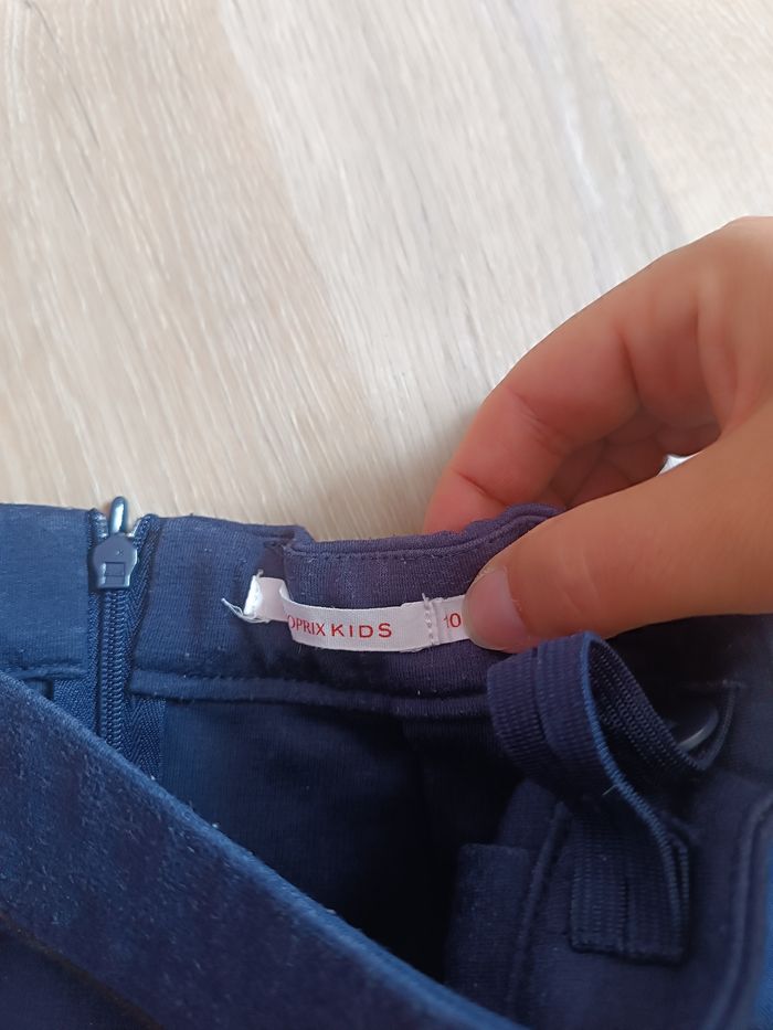 Jupe courte - photo numéro 2