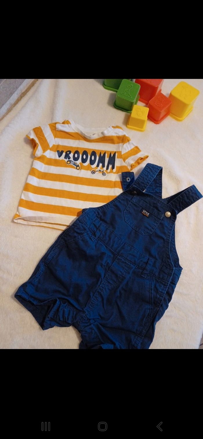 Ensemble bébé taille 6 mois