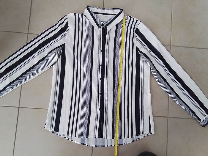 Chemise femme T  42  marine et blanc - photo numéro 3