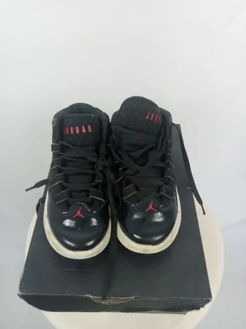 Baskets enfant Jordan  – sneakers - zapatillas - sneaker - turnschuhe - scarpe da ginnastica
