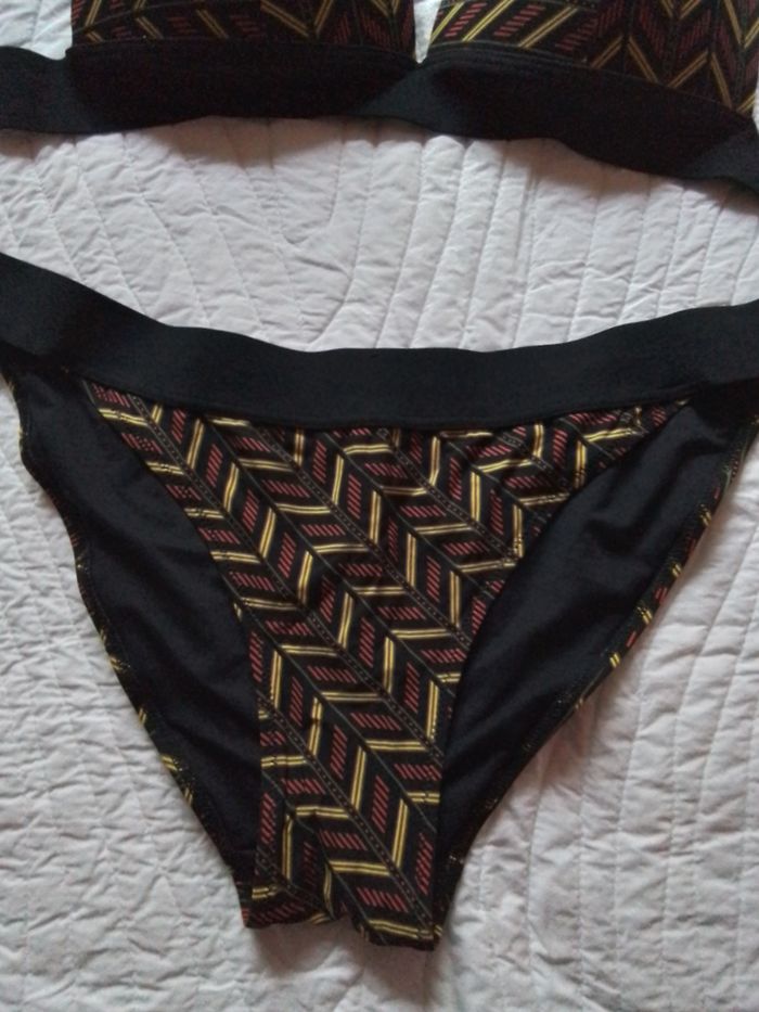 Maillot de bain NEUF - photo numéro 3