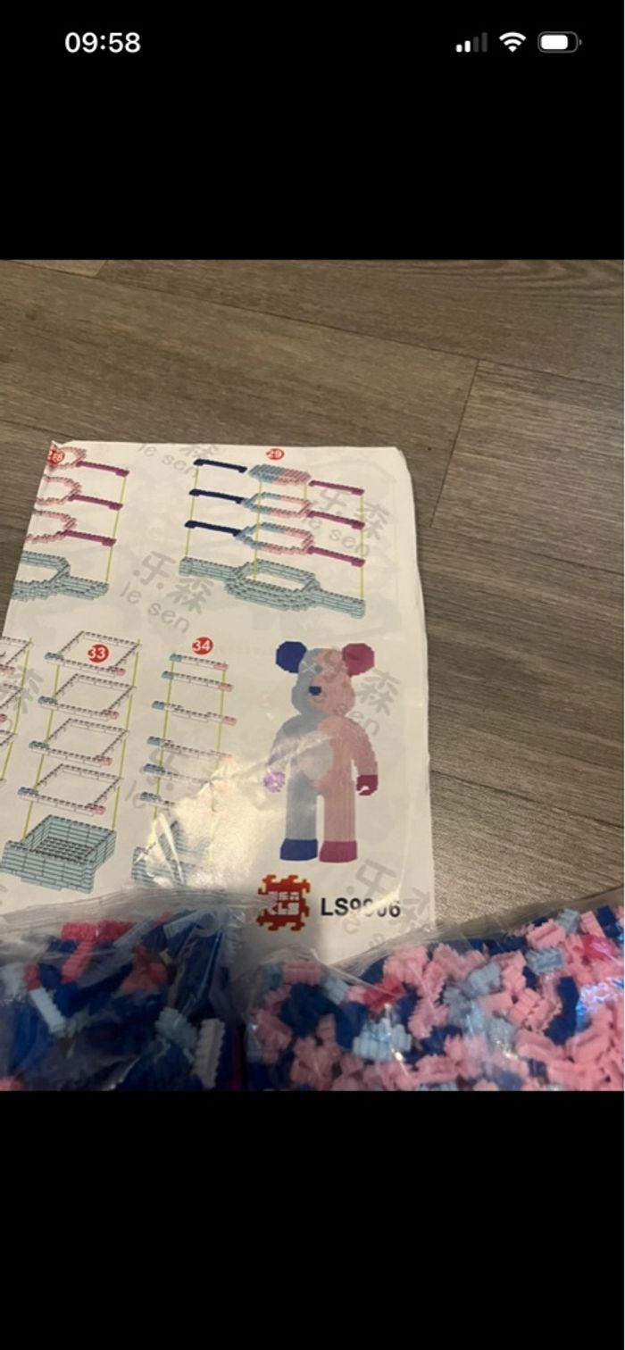 Grand Ours à construire type Bearbrick - 10 000 pièces - NEUF - photo numéro 5