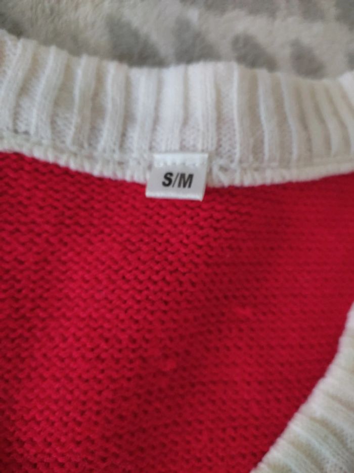 Pull hiver col V rouge Noël renne paillettes taille 38 - photo numéro 3