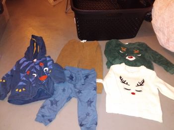 Lot vêtements 18/24 mois