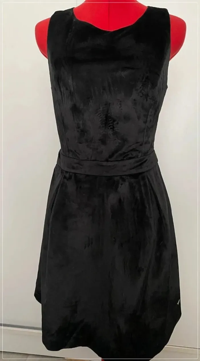 Robe patineuse velours noir dos nu LPB woman - photo numéro 2