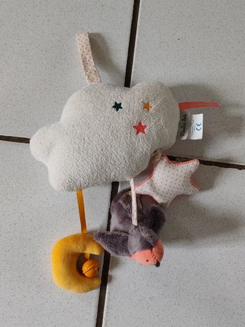 Boîte à musique peluche a suspendre moulin roty