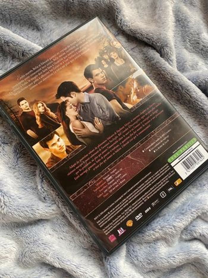 DVD Twilight 4 la révélation - photo numéro 2