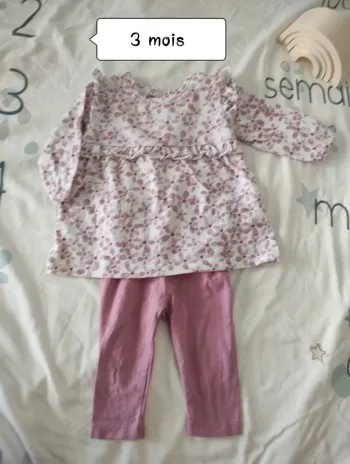 Ensemble blouse et legging