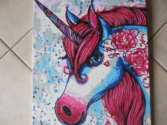 Toile licorne peinte à la main - photo numéro 2