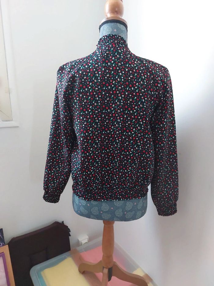 Veste fleurie 12 ans - photo numéro 2