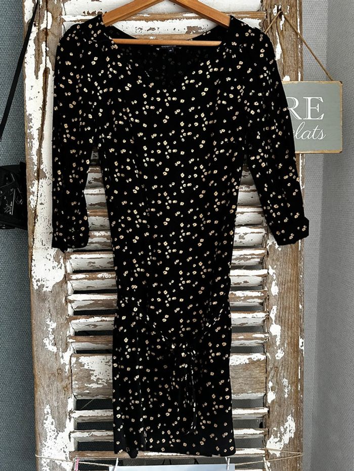 Robe Bonobo noir motif fleuri moutarde