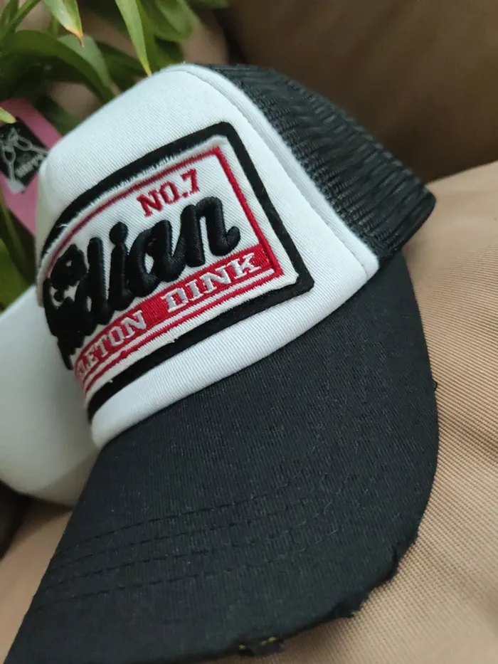 Casquette Trucker The Indian noire - photo numéro 2