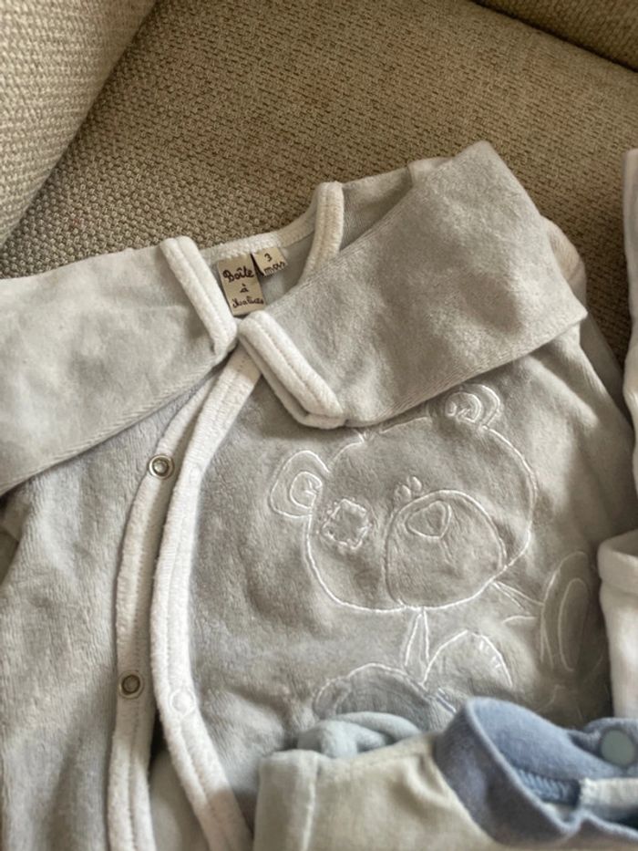 Lot pyjama velours 3 mois - photo numéro 2