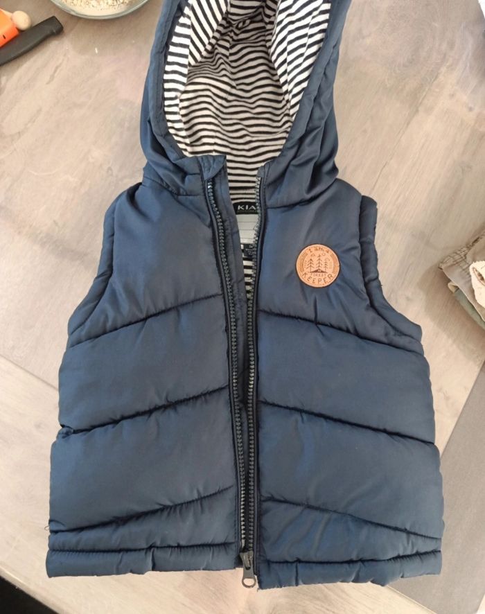 Doudoune sans manches 36 mois