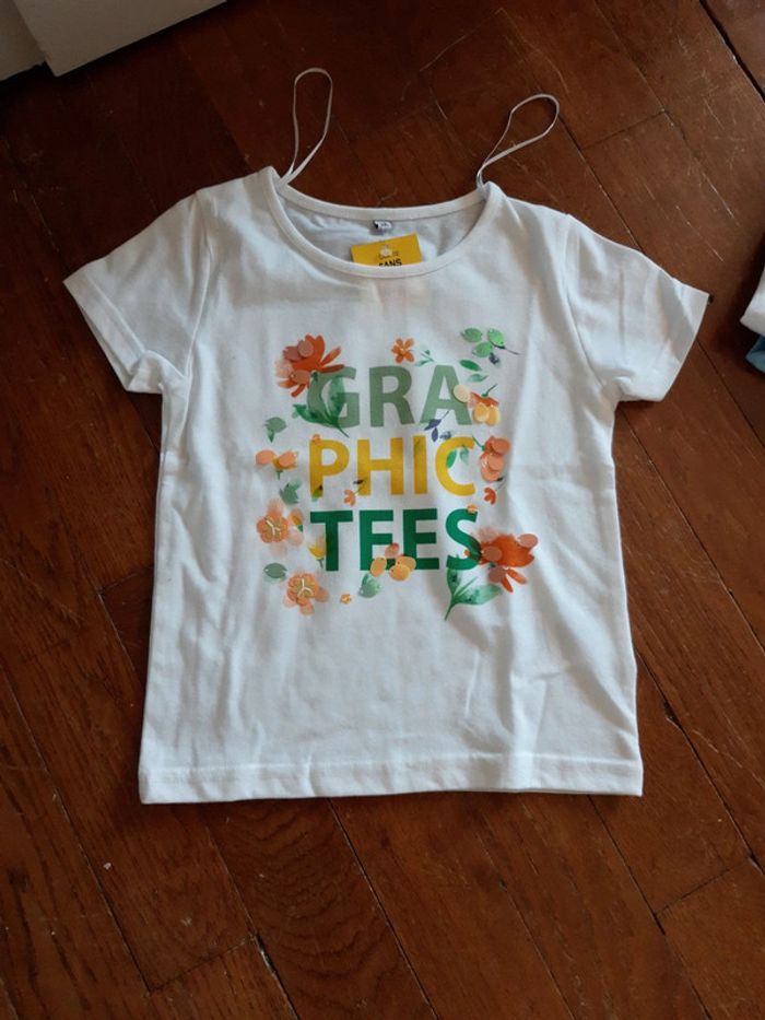 Lots tee-shirts fille été 6ans - photo numéro 5