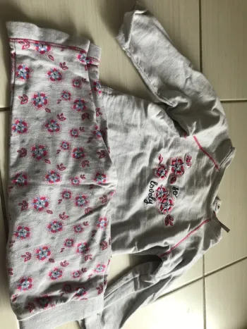 Ensemble pull et pantalon