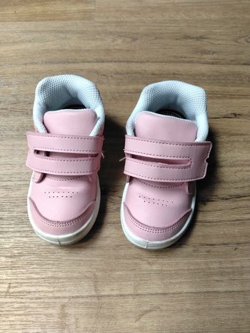 Baskets roses decatlon 