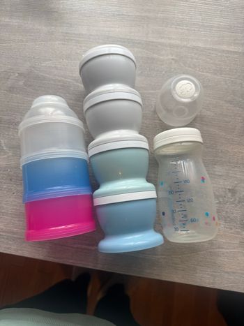Boîte dosette + boîte de conservation + biberon 