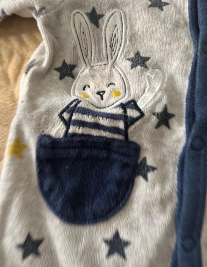 Pyjama 6 mois - photo numéro 3