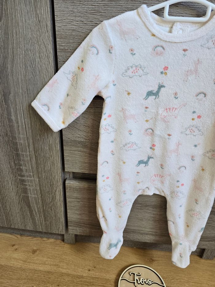 Vêtement Bébé Fille - Pyjama Licorne/ Dino - Kiabi - 3 mois / 56-62cm - photo numéro 2