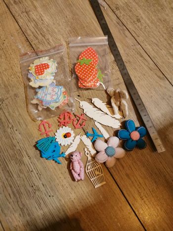 Lot d'embellissements