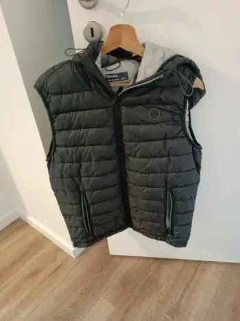 Veste sans manches Bershka