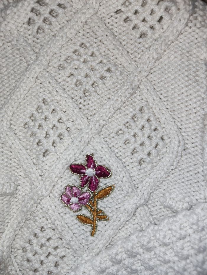 Pull tape à l'oeil - photo numéro 2