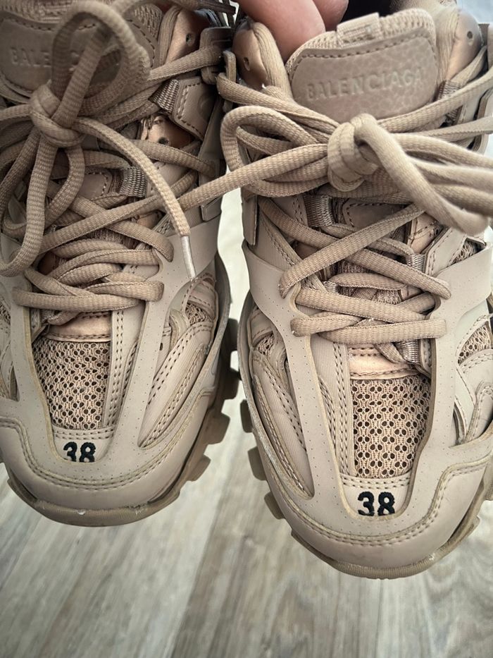 Track Balenciaga - photo numéro 5