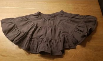 Jupe style patineuse fillette. T.6 ans.