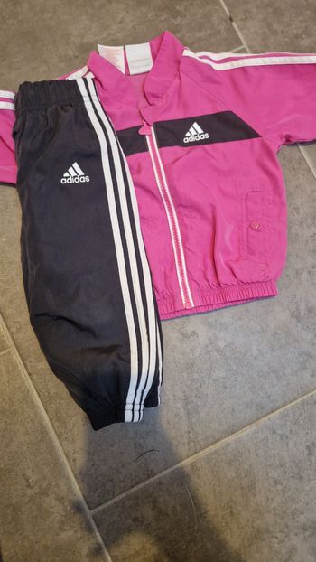 Survêtement adidas 18 mois