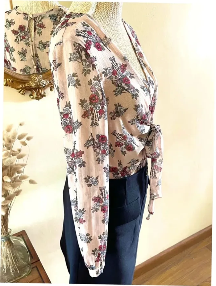 Sublime blouse chemise fluide chic fluide Haut Transparent Floral - photo numéro 4