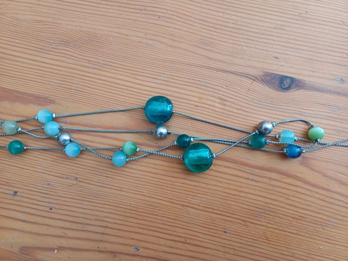 Collier perles vertes - photo numéro 2