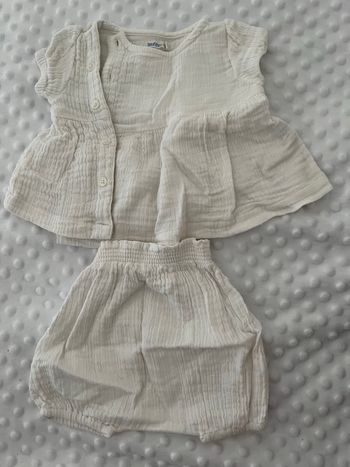 Ensemble boutchou 1 mois