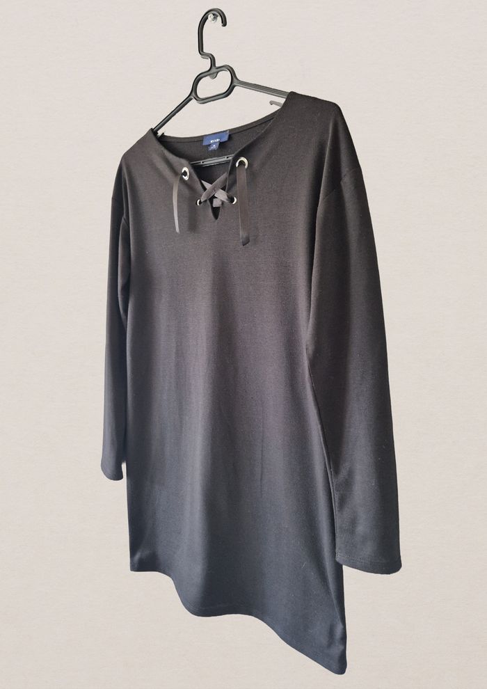 🖤 Robe noire Kiabi – Taille M (164-170) - photo numéro 5