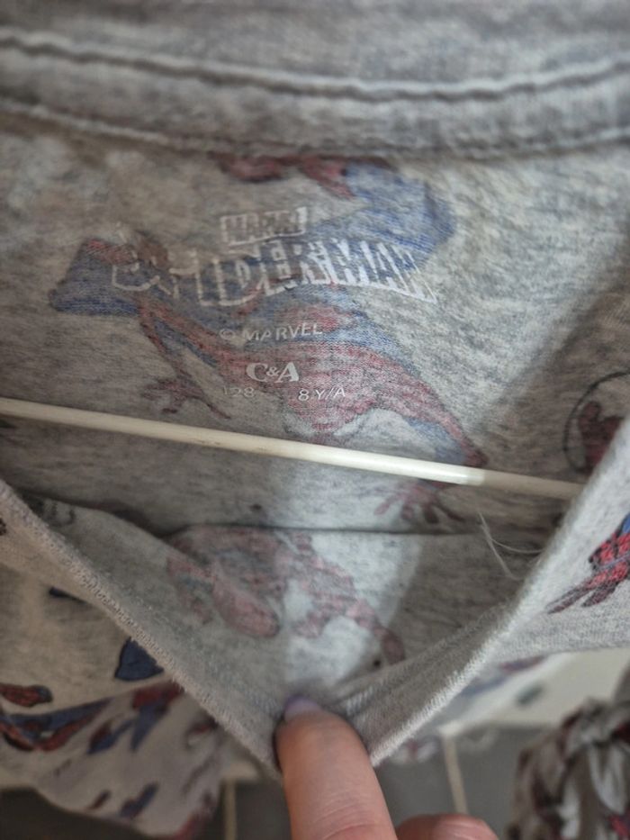 T shirt gris spiderman - photo numéro 2