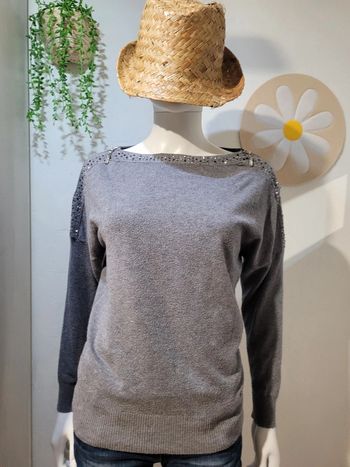 Pull à fermeture épaules