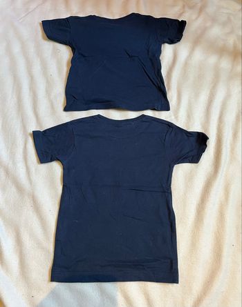 2 tee-shirts 4 à 5 ans 
